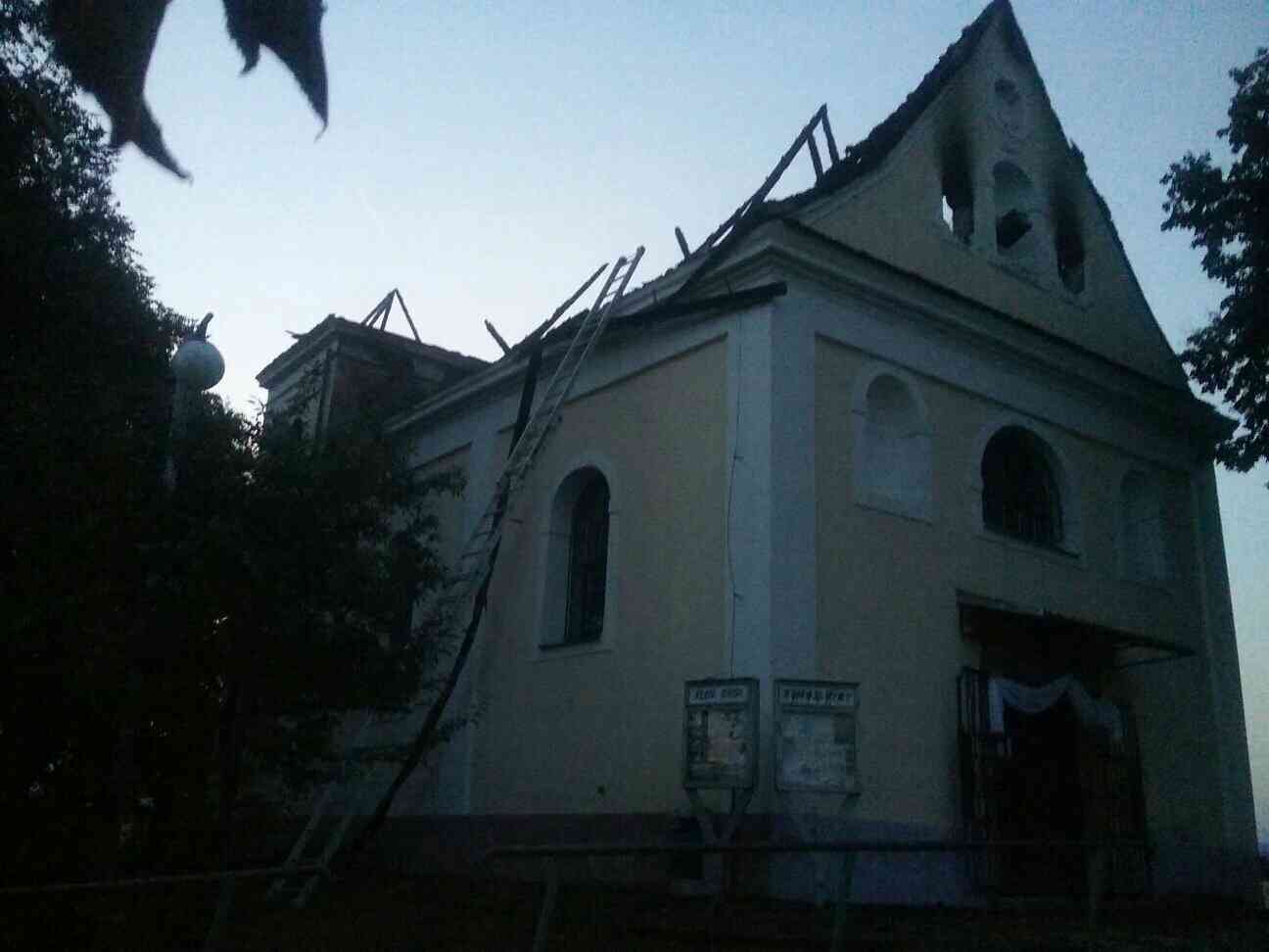 03 - Požiar kostola sv. Heleny v Považskej Bystrici 